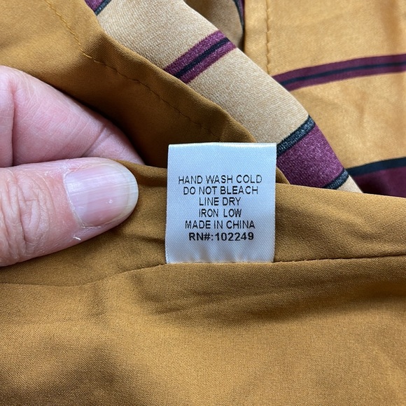 Skies Are Blue NWT Jiya Satin Striped Twist Front Maxi Dress Size Large - Picture 16 of 16